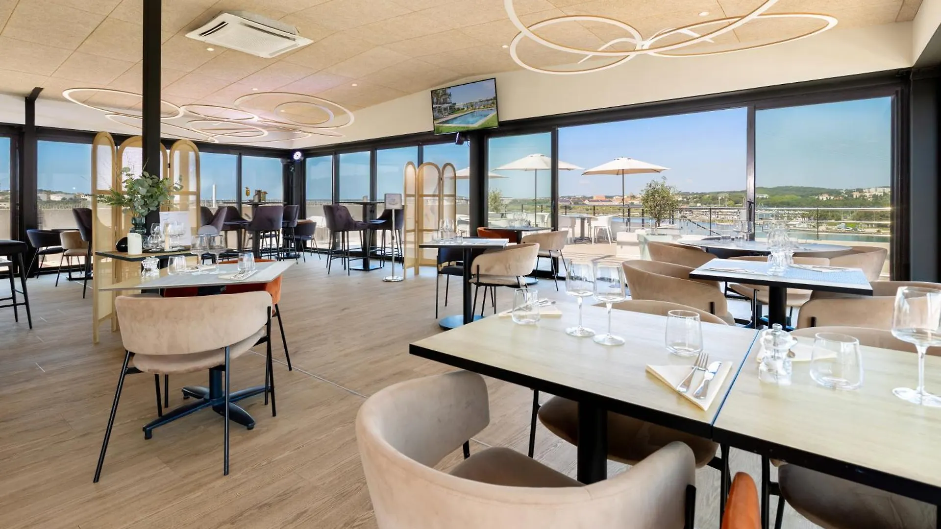 Golden Tulip Hotel & Rooftop Martigues Provence