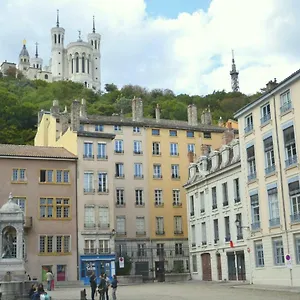 Cosy Ideally Located In The Old Town , Lyon Francia