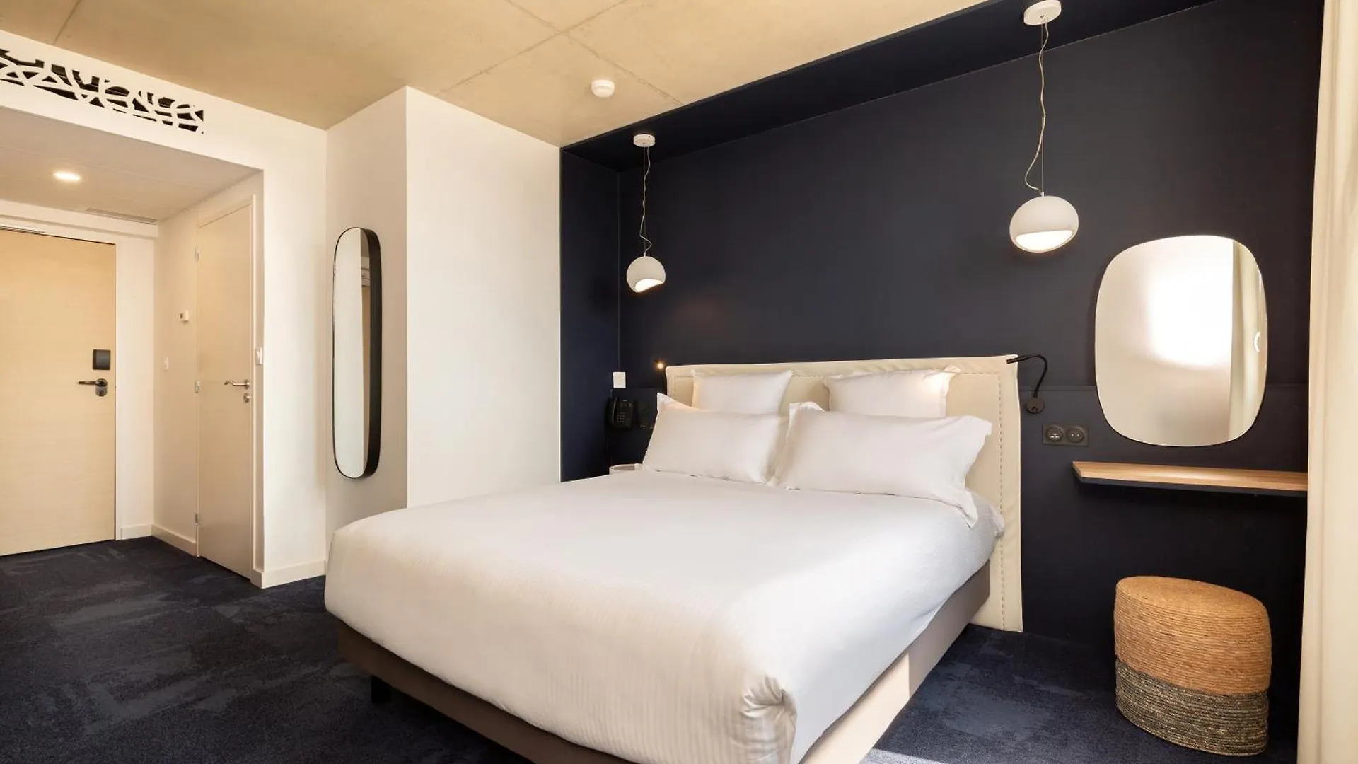 Golden Tulip Hotel & Rooftop Martigues Provence